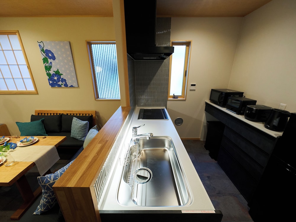 ハウス 2 ベッドルーム 禁煙 リビング エリア6 | Yadoya Asakusa Asagao