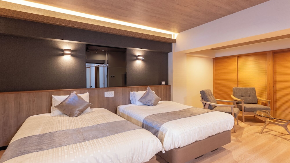 [和モダンスイート和洋室] 60平米 信楽焼半露天風呂 禁煙 | リブマックスリゾート越後湯沢