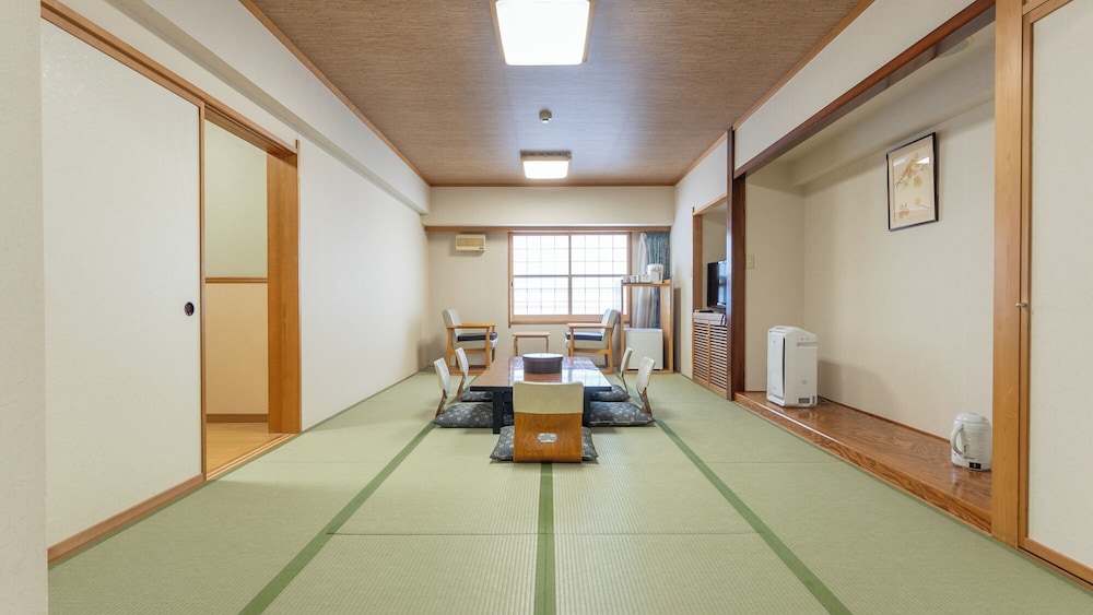 [和美麗Jrスイート] 50平米 岩風呂付 禁煙 客室1 | リブマックスリゾート越後湯沢