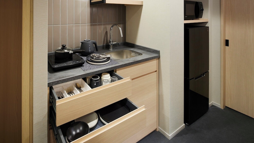 モデレート4ベッド リバービュー 専用キッチン0 | Minn 河原町五条リバーサイド