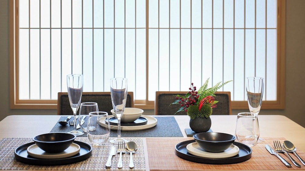 スーペリアスイート 1ベッドルーム 4ベッド 客室4 | Minn 河原町五条リバーサイド