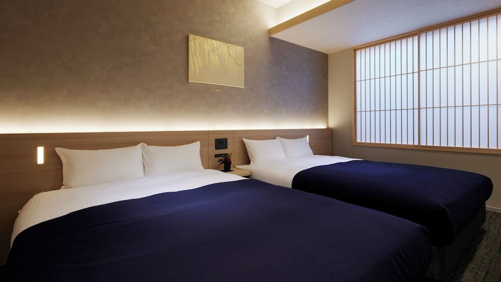 ファミリースイート 1ベッドルーム 5ベッド 施設の正面0 | Minn 河原町五条リバーサイド