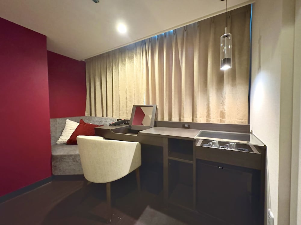 スタンダード ダブルルーム 客室1 | ホテルアマネク大阪なんば