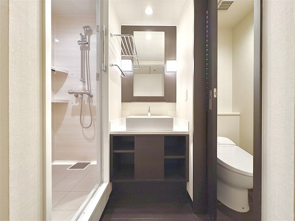 スタンダード ダブルルーム 客室2 | ホテルアマネク大阪なんば