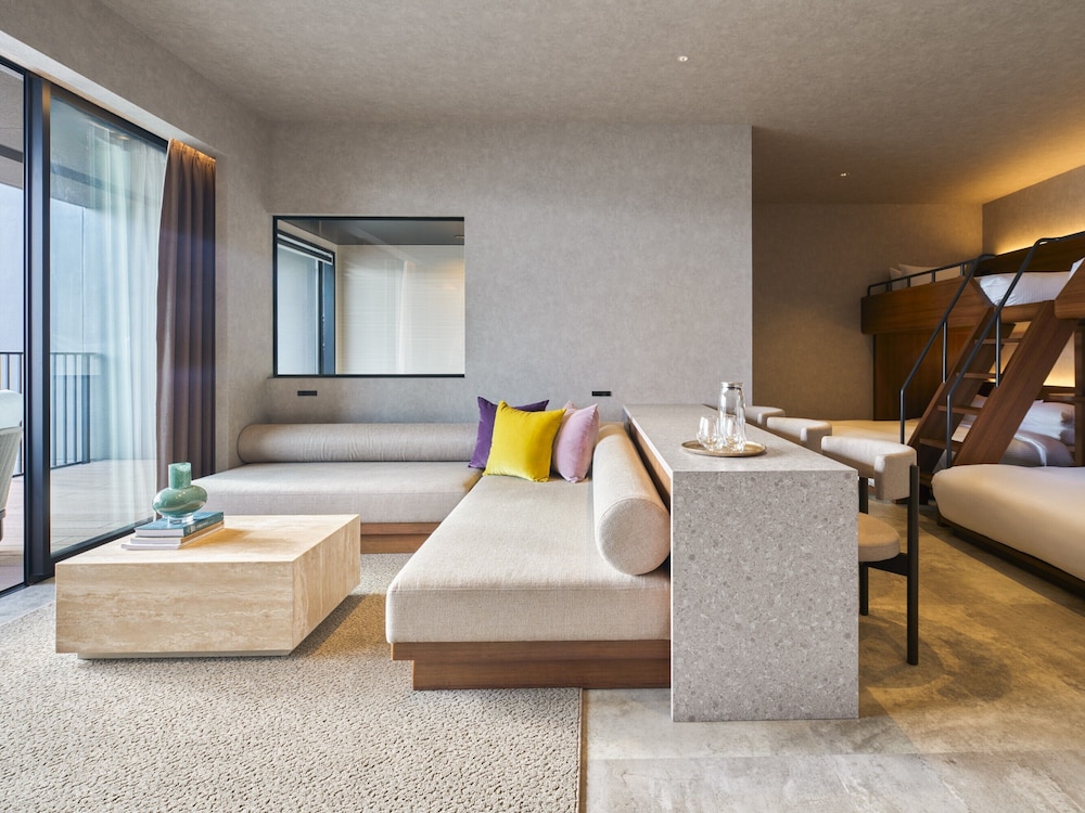 スーペリアオーシャンバンク(EAST棟) 禁煙 客室1 | edit x seven 瀬戸内小豆島