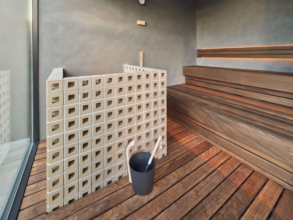 ガーデンプールスイート(EAST棟) 禁煙 客室2 | edit x seven 瀬戸内小豆島