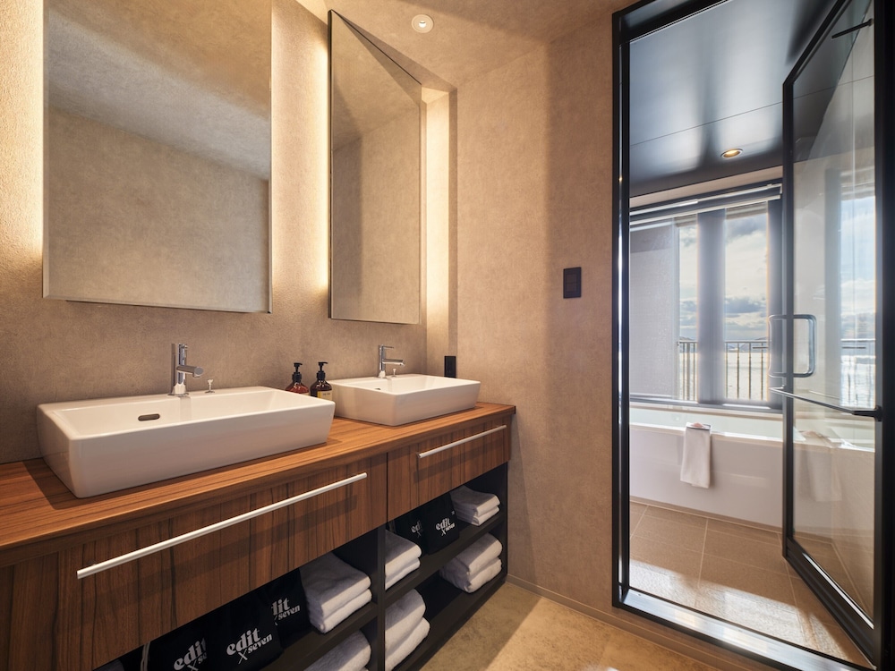 スーペリアオーシャンバンク(EAST棟) 禁煙 客室2 | edit x seven 瀬戸内小豆島