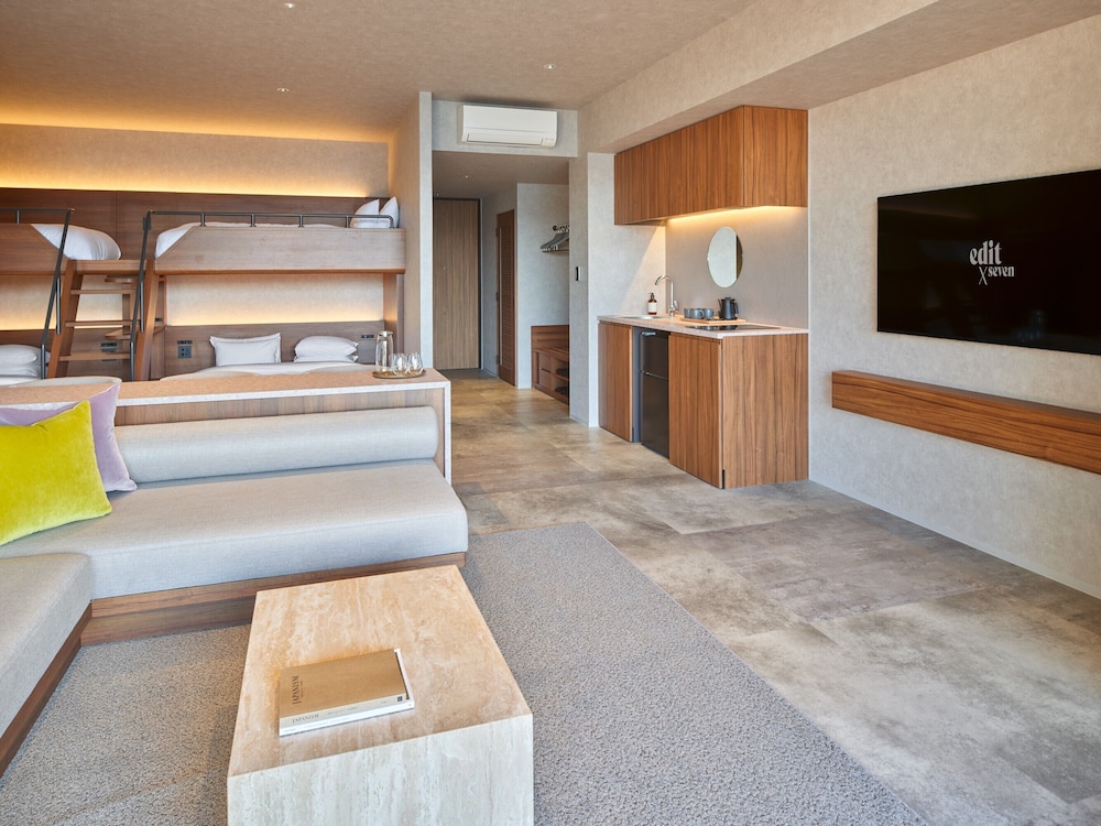 テラスバンクオーシャンビュー(WEST棟) 禁煙 客室2 | edit x seven 瀬戸内小豆島