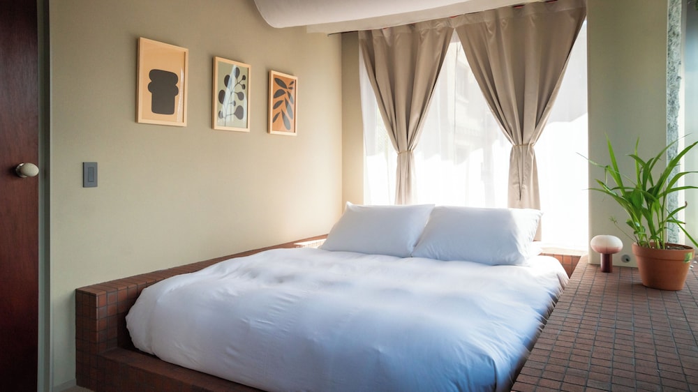 コンフォート ダブルルーム クイーンベッド 1 台 専用バスルーム シティビュー | SOIL Nihonbashi Hotel