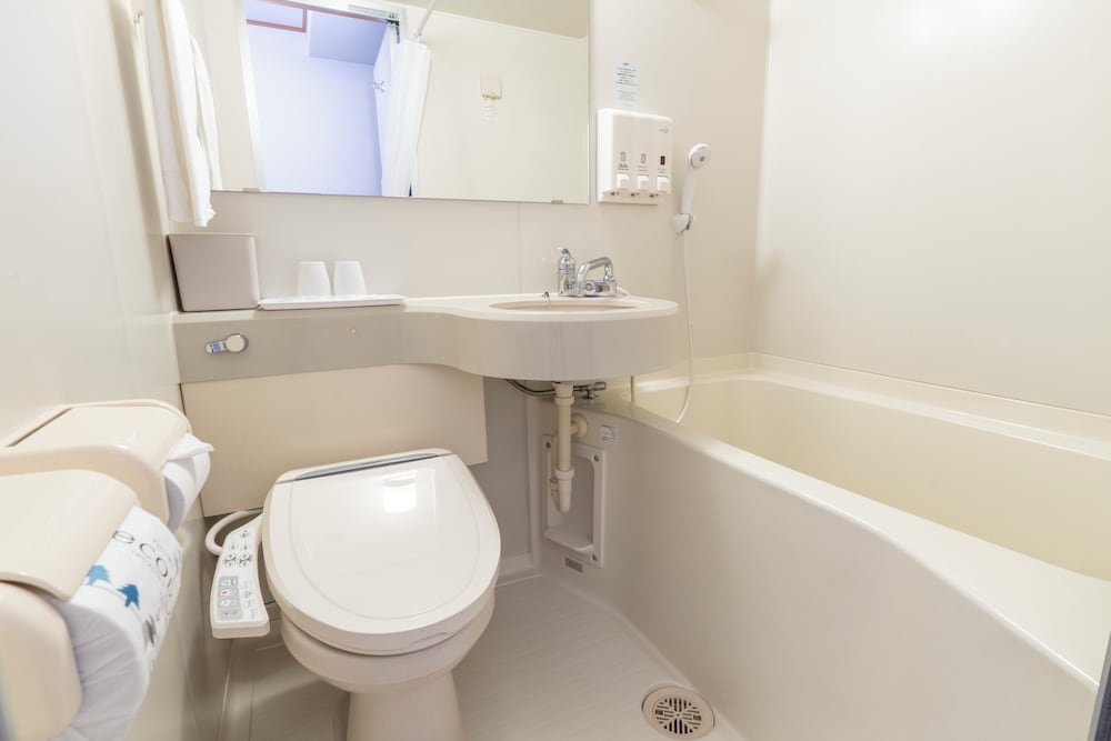 エコノミー ダブルルーム 禁煙 バスルーム0 | ホテルエンディア岐阜