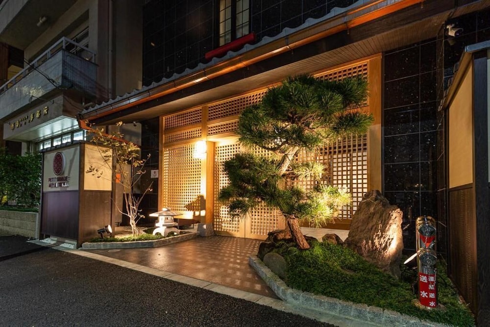 外観の詳細1 | Petit Grande Miyabi Hotel 外観の詳細1 | Petit Grande Miyabi Hotel