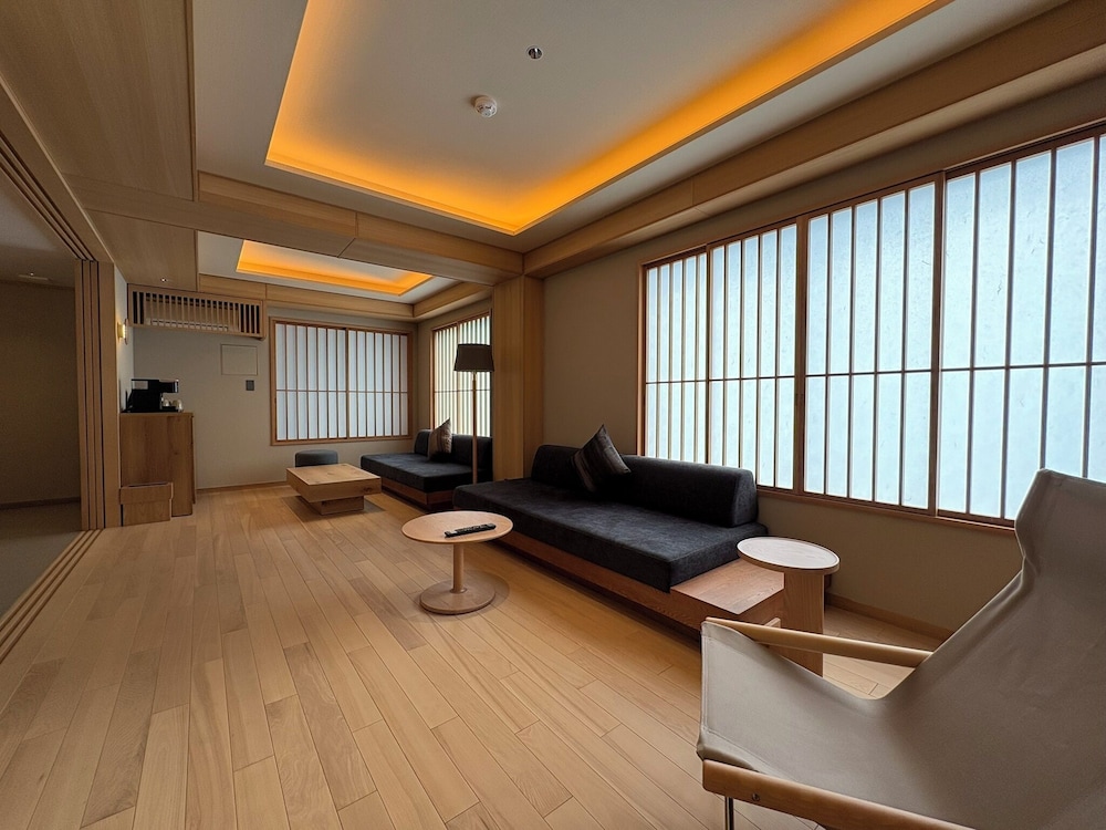 ラグジュアリー スタジオスイート リビング エリア0 | soyo-ka kyoto sanjo
