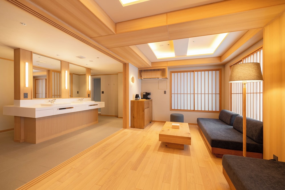 ラグジュアリー スタジオスイート 客室1 | soyo-ka kyoto sanjo