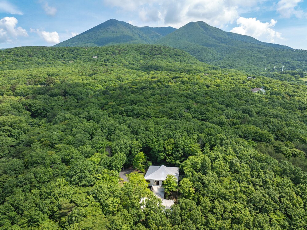 メインイメージ | NASU PRIVATE FOREST 5000坪の広大な森のモダンハウス