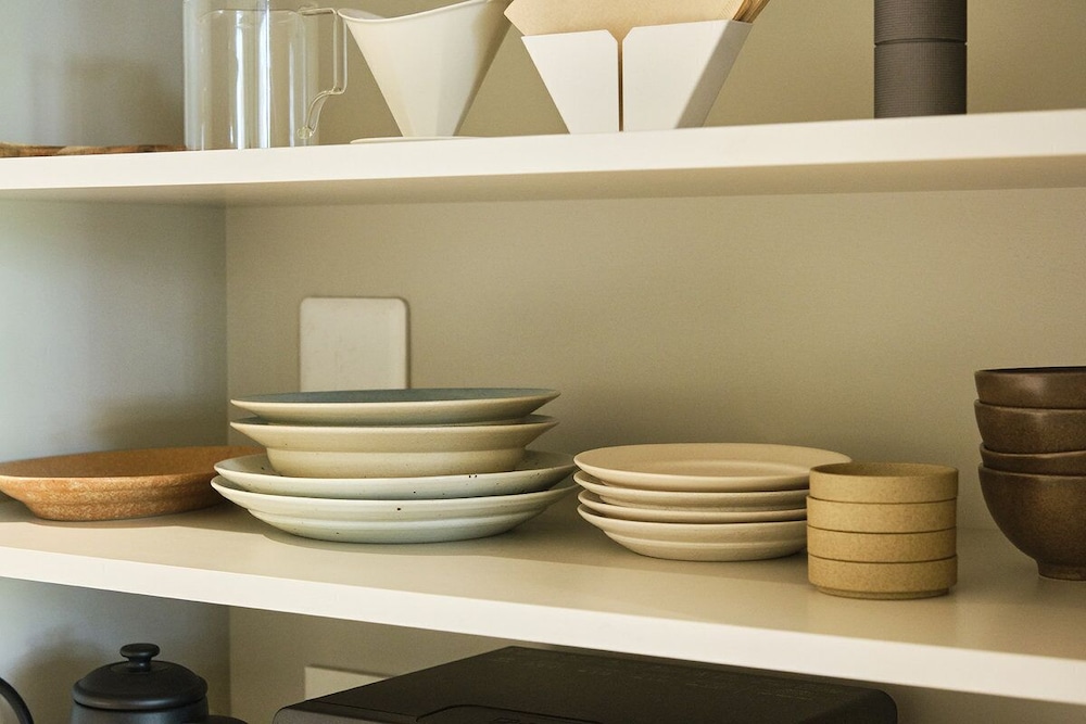 サウナ付き客室 [1階] 専用キッチン1 | SANU 2nd Home 館山1st