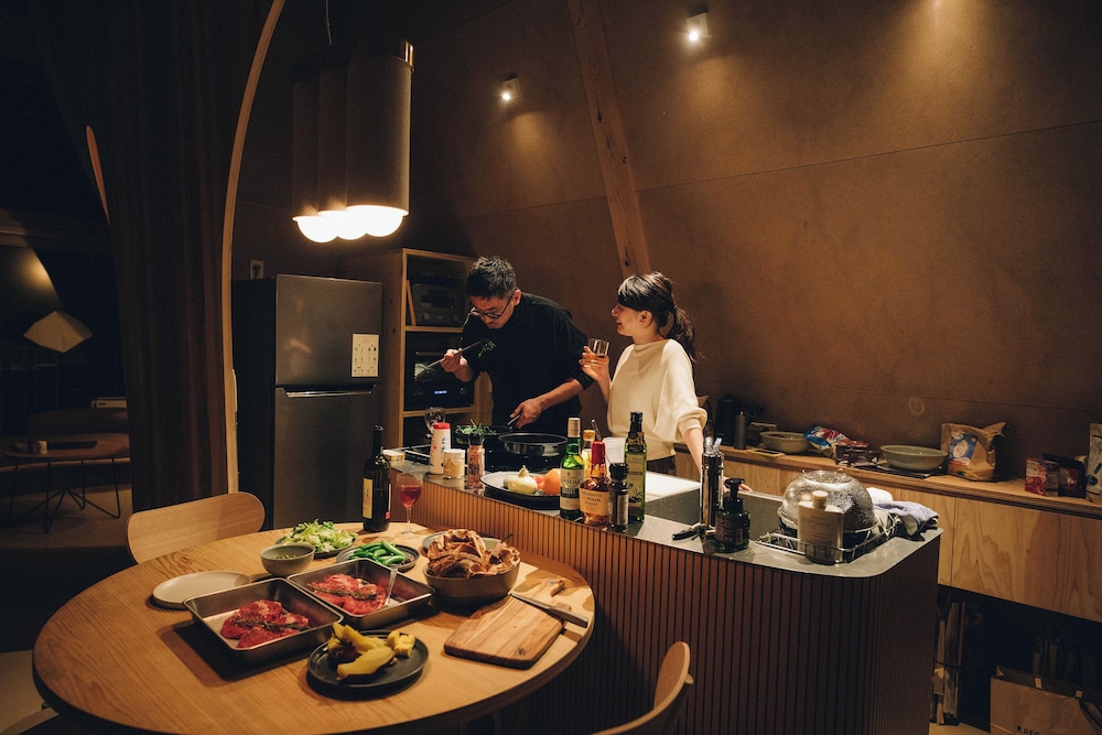 作業用モニター付き客室 禁煙 専用キッチン0 | SANU 2nd Home 白樺湖2nd