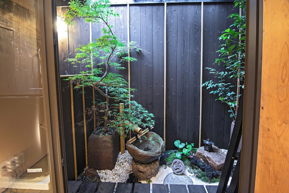 バンガロー リビング エリア3 | 時の宿・上七軒