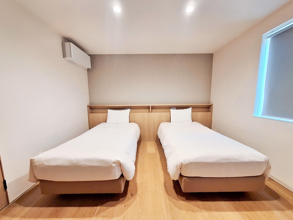 客室1 | シャレー オーパス