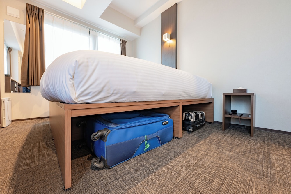 ダブルルーム キングベッド 1 台 禁煙 客室4 | ホテルエリート京都ステーション