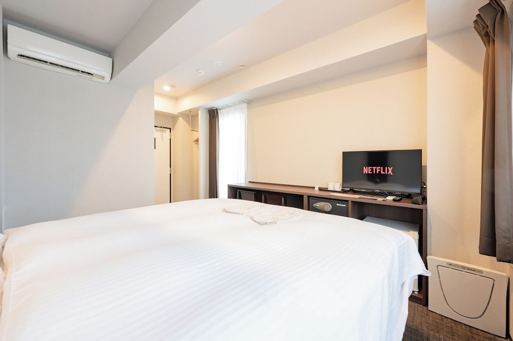 ダブルルーム キングベッド 1 台 禁煙 客室6 | ホテルエリート京都ステーション