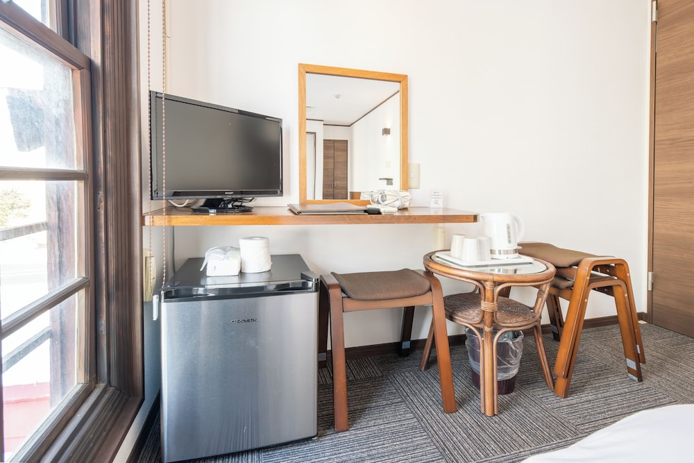 トリプルルーム 客室3 | 函館開港庵