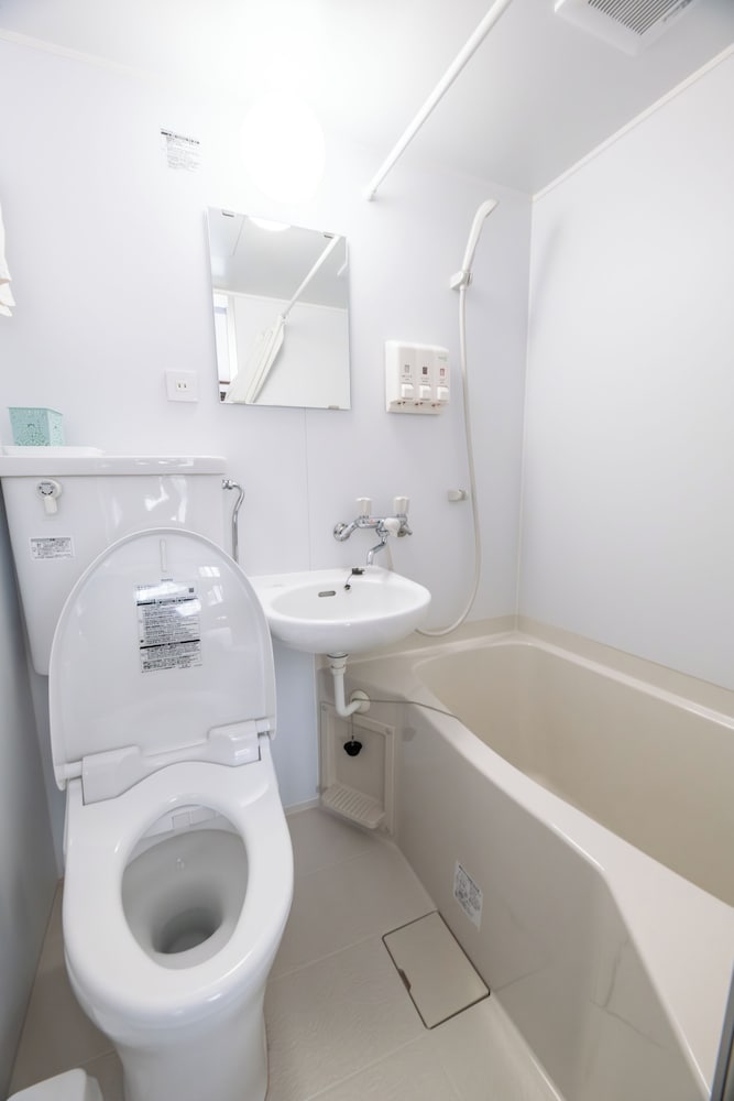 ツインルーム 客室2 | 函館開港庵