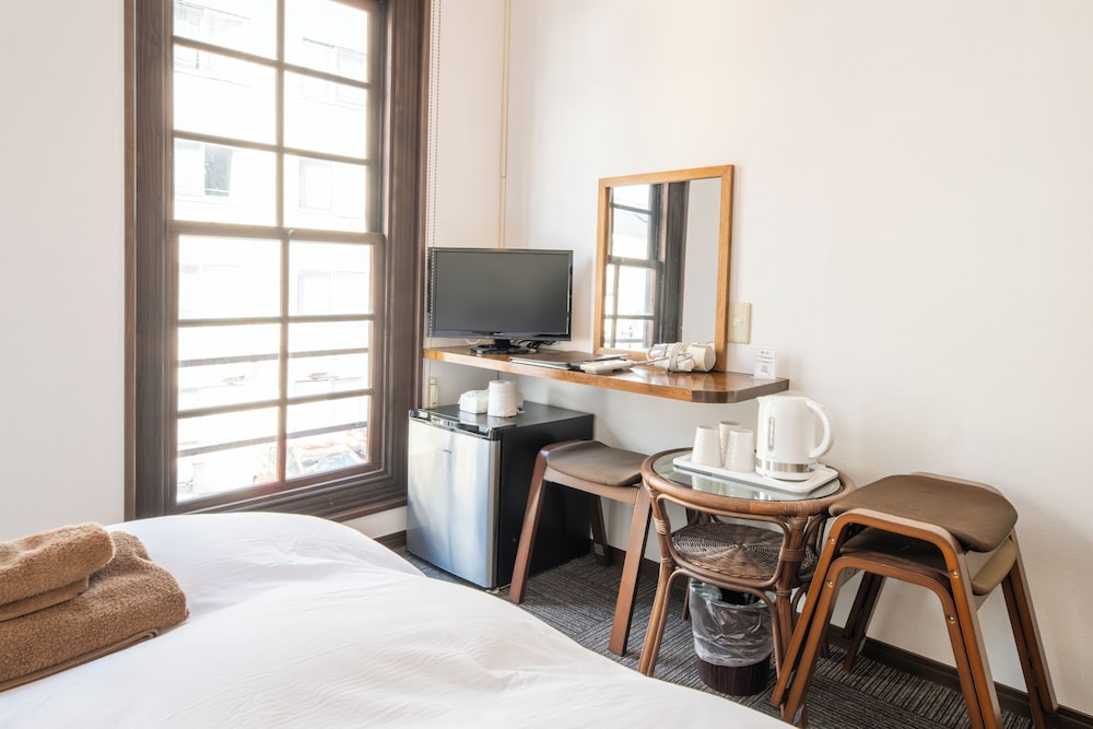 トリプルルーム 客室6 | 函館開港庵