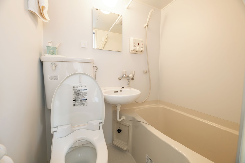 トリプルルーム バスルーム0 | 函館開港庵