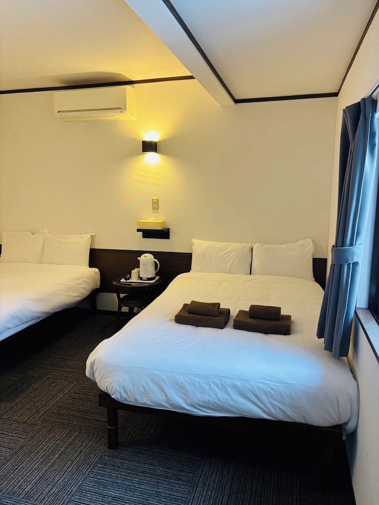 4 人部屋 客室3 | 函館開港庵