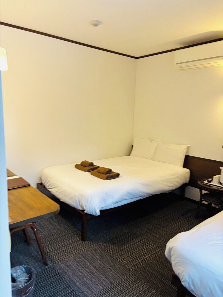 4 人部屋 客室4 | 函館開港庵