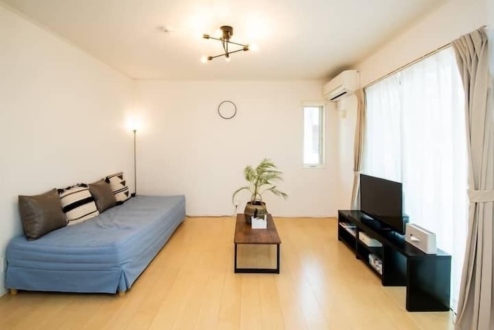 アパートメント リビング エリア1 | ちゅらパレスC棟