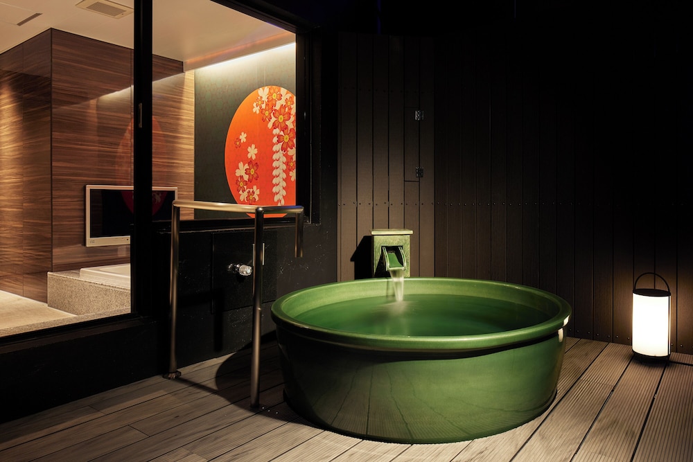 エグゼクティブ スイート 建物のデザイン2 | HOTEL HOQA 花色の湯