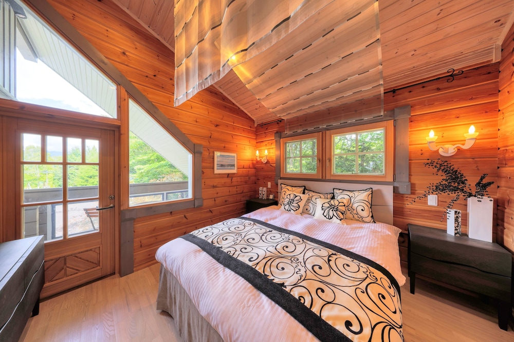 ヴィラ バルコニー ガーデンビュー 客室1 | ファーストヴィラ山中湖