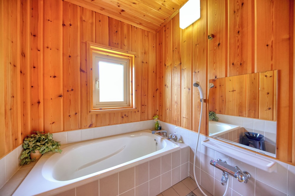 ヴィラ テラス ガーデンビュー バスルーム2 | ファーストヴィラ山中湖