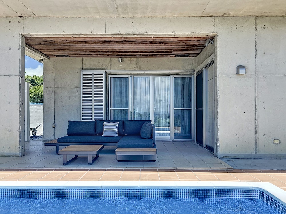 ヴィラ シービュー テラス / パティオ4 | ulu Okinawa Resort