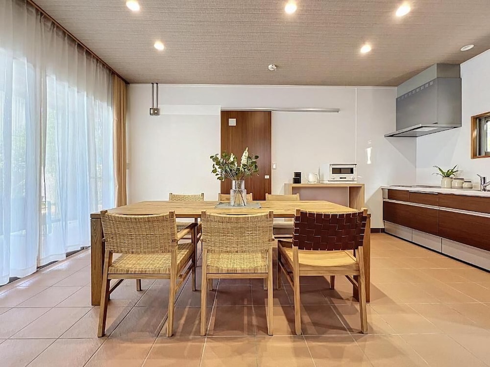 ヴィラ シービュー リビング エリア0 | ulu Okinawa Resort