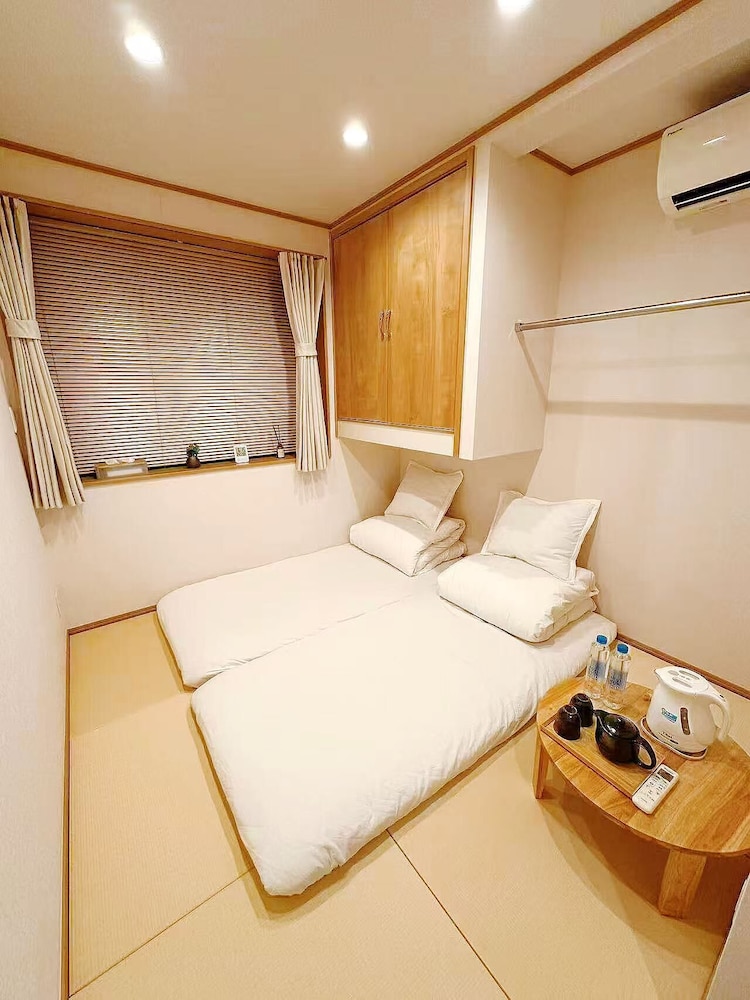 コンフォート ダブルルーム リビング エリア3 | Komorebi Rill 浅草