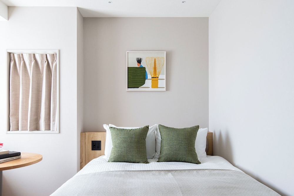 ベース スタジオ 低層階 客室3 | Section L Shimbashi West