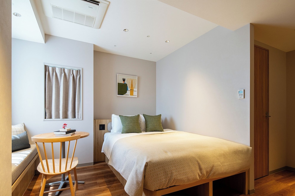 ベース スタジオ 低層階 客室4 | Section L Shimbashi West