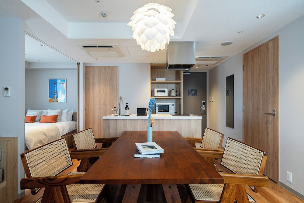 プレミア １ ベッドルーム アパートメント 客室19 | Section L Shimbashi West