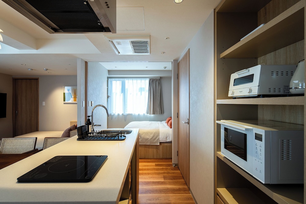 プレミア １ ベッドルーム アパートメント 客室13 | Section L Shimbashi West