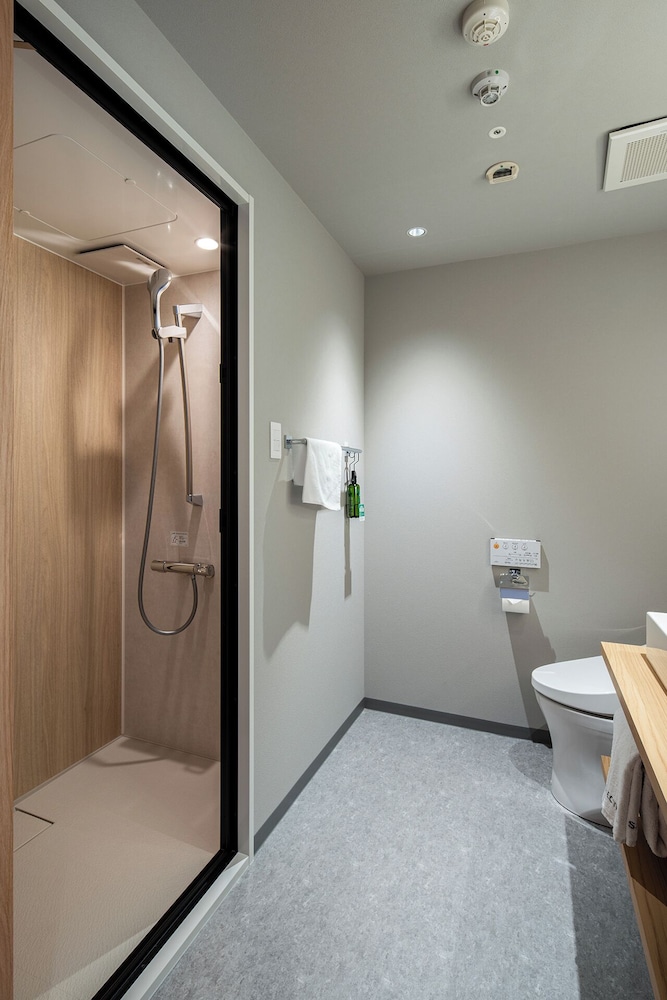 デラックス スタジオ アパートメント バスルーム2 | Section L Shimbashi West