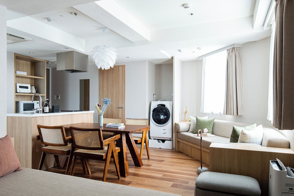 プレミア １ ベッドルーム アパートメント 客室7 | Section L Shimbashi West