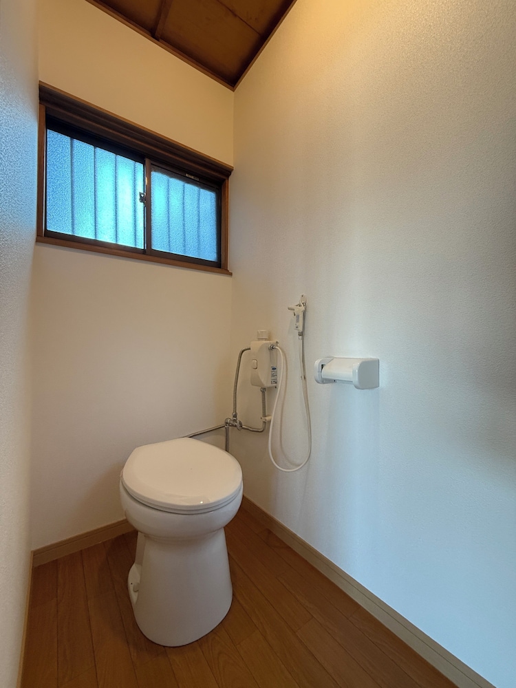 パノラミック ハウス バルコニー ヒルビュー バスルーム0 | Ryu no Torimichi