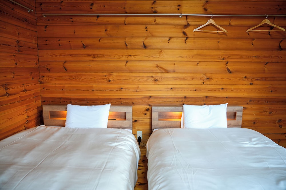 ファミリー ヴィラ 3 ベッドルーム マウンテンビュー レイクサイド 客室2 | SAKATA LOG HOUSE