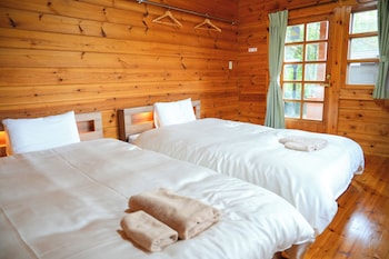 Sakata Log House