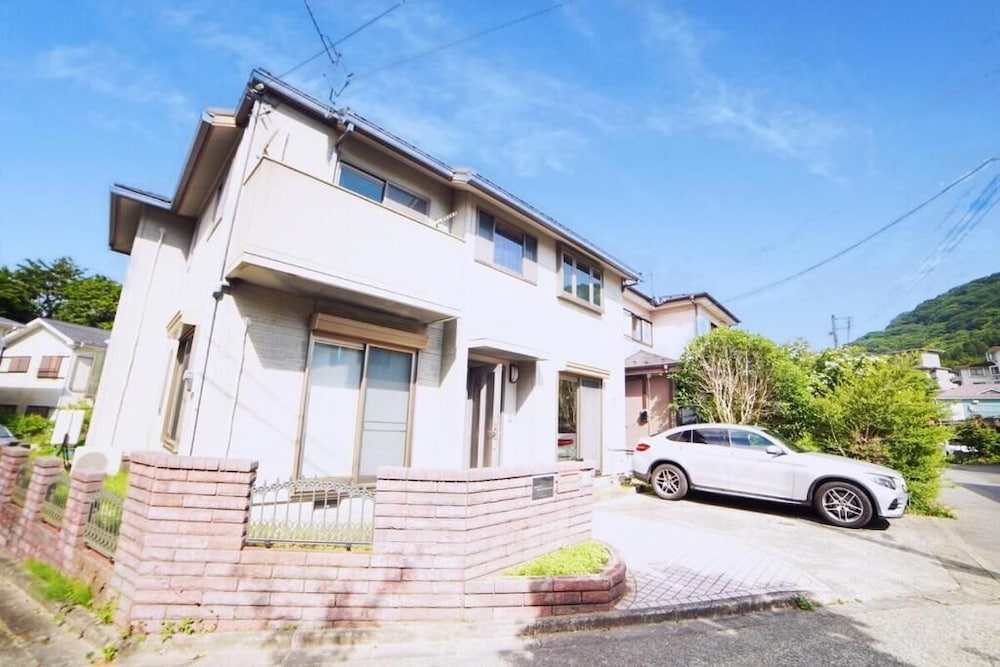 施設の正面1 | Route 99 Sengokuhara