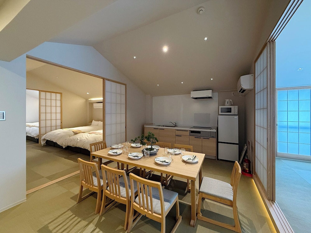 ダイニングルーム1 | bHotel Miyajima Omotesando 32