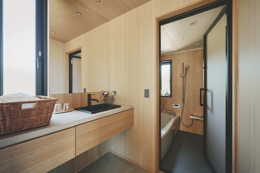 陽の家 禁煙 バスルーム0 | はたけのリゾート 燦燦Villa