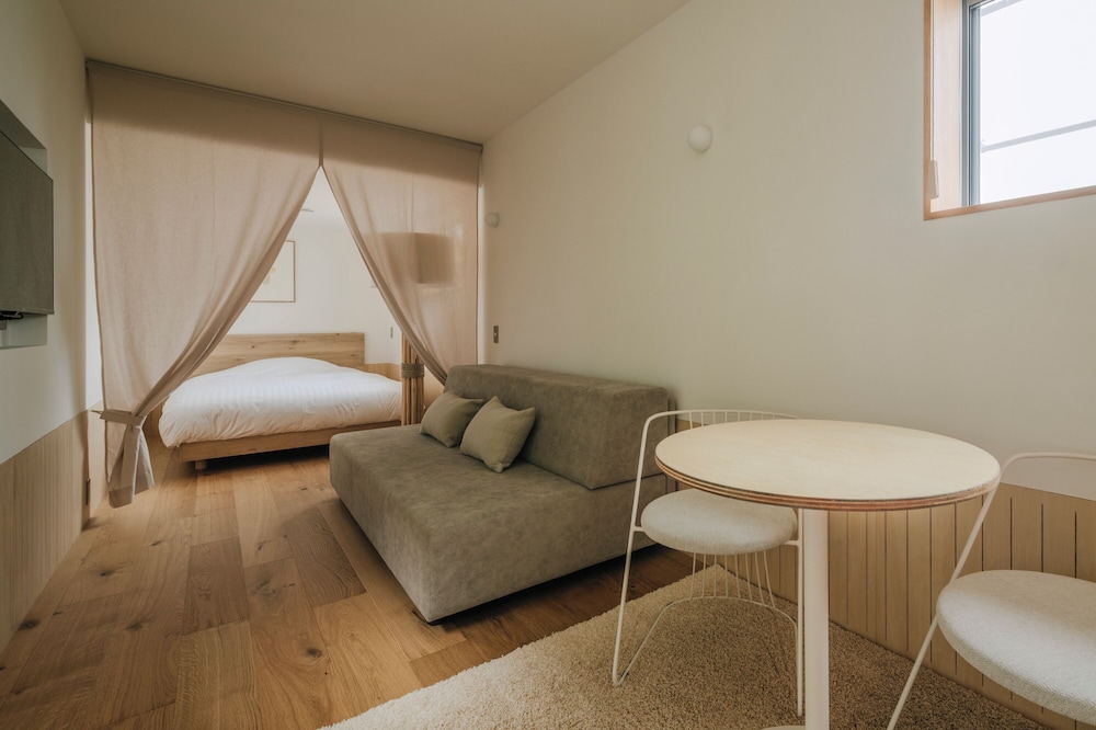 ファミリー 4 人部屋 | NANUKA HOTEL